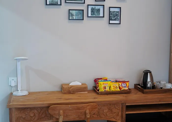 Homayoon At Bisma - 10 Min Walk To Center Couette-café 3*